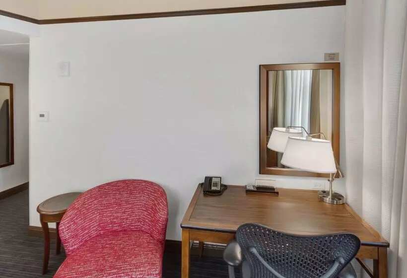 호텔 Hilton Garden Inn Milwaukee Downtown