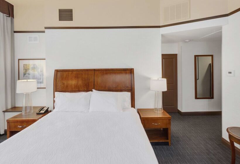 فندق Hilton Garden Inn Milwaukee Downtown