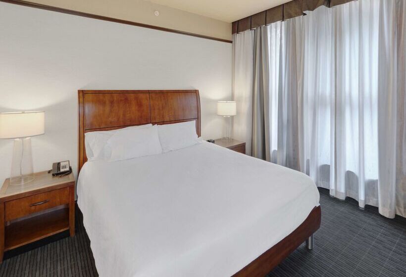 فندق Hilton Garden Inn Milwaukee Downtown