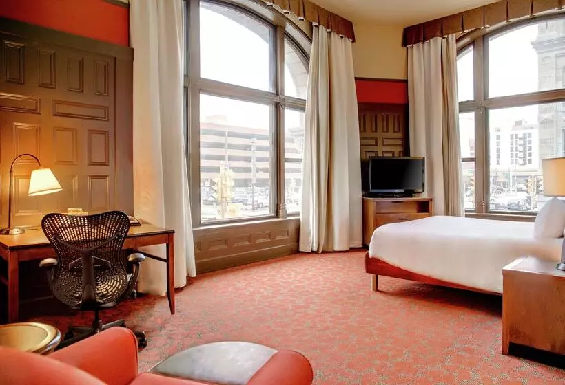 호텔 Hilton Garden Inn Milwaukee Downtown