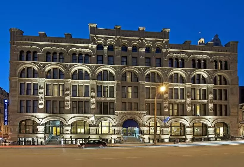 호텔 Hilton Garden Inn Milwaukee Downtown
