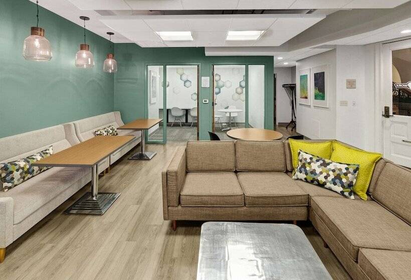 فندق Hilton Garden Inn Milwaukee Downtown