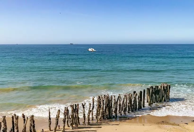 Hôtel Le Nouveau Monde