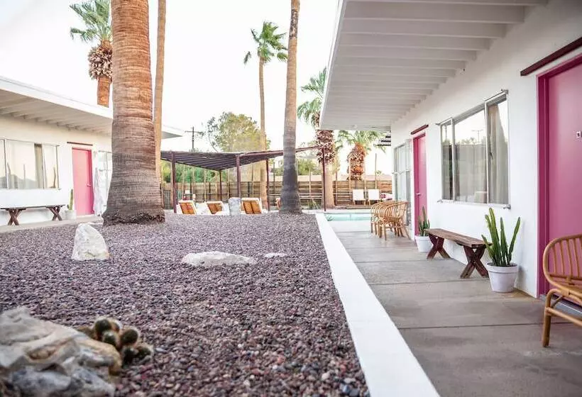 Miracle Manor Boutique Hotel & Spa