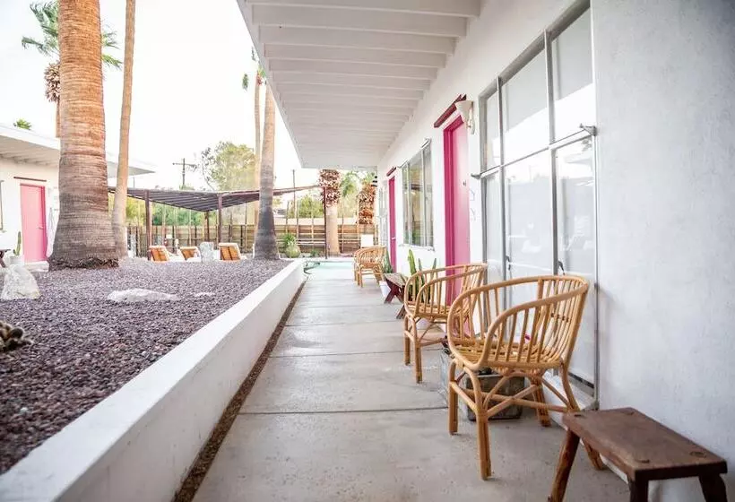 Miracle Manor Boutique Hotel & Spa