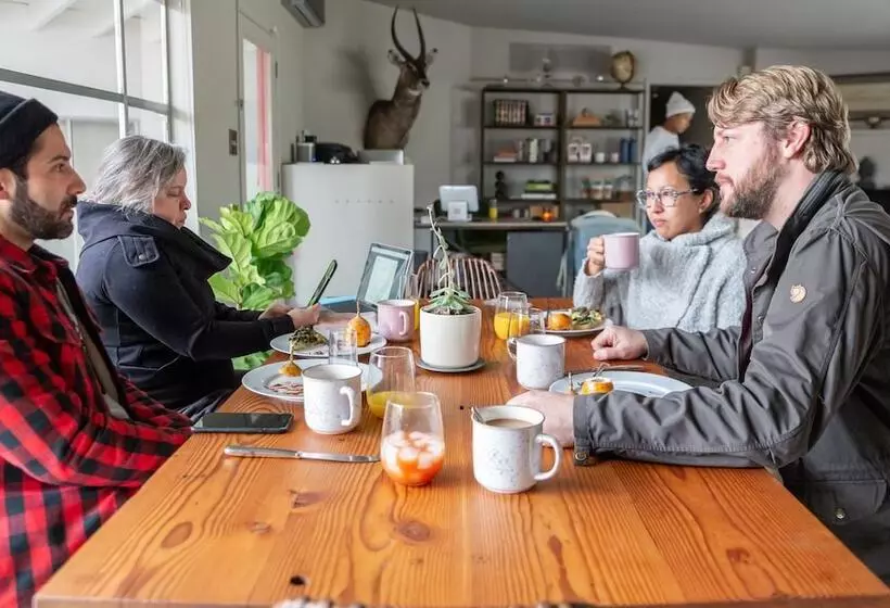 Miracle Manor Boutique Hotel & Spa