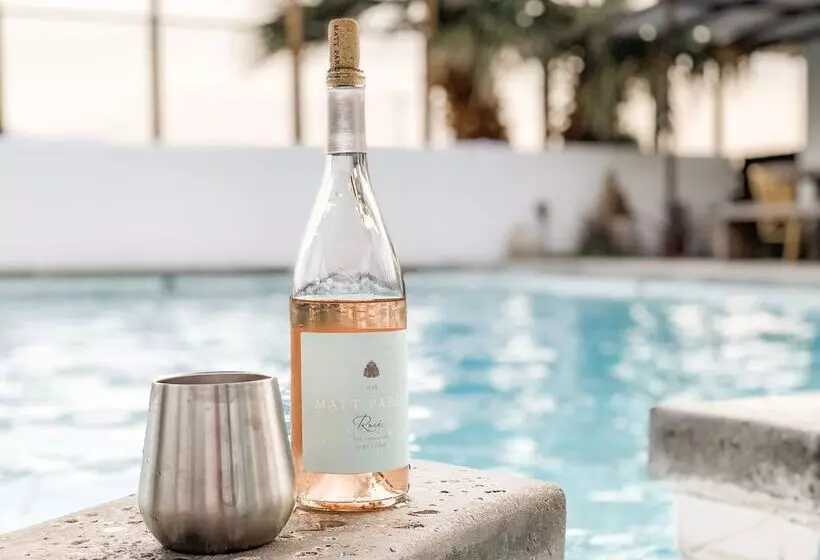 Miracle Manor Boutique Hotel & Spa