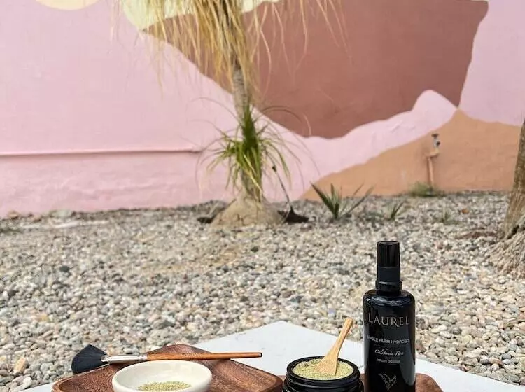 Miracle Manor Boutique Hotel & Spa