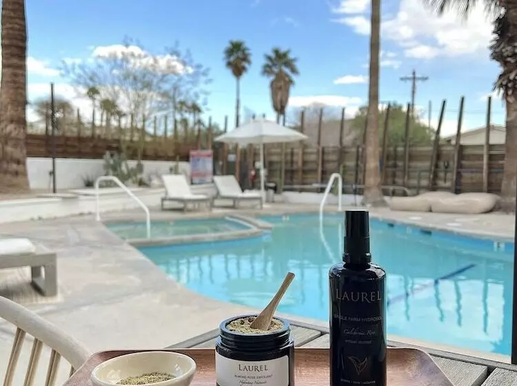 Miracle Manor Boutique Hotel & Spa