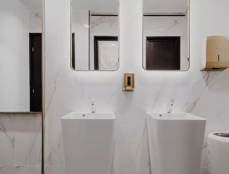 Отель River Park