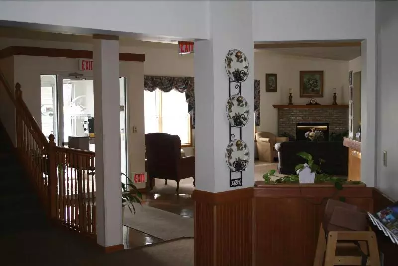 호텔 River Valley Inn & Suites