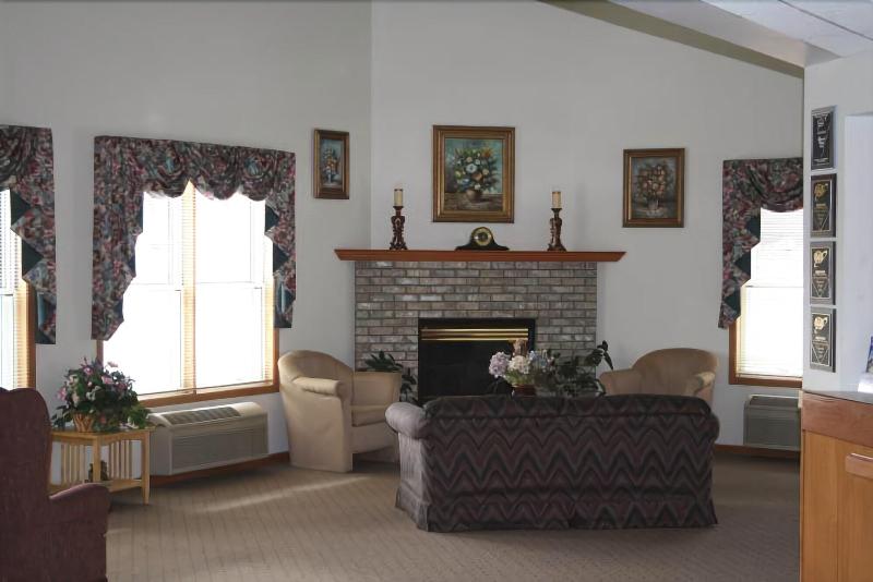 בית מלון כפרי River Valley Inn & Suites