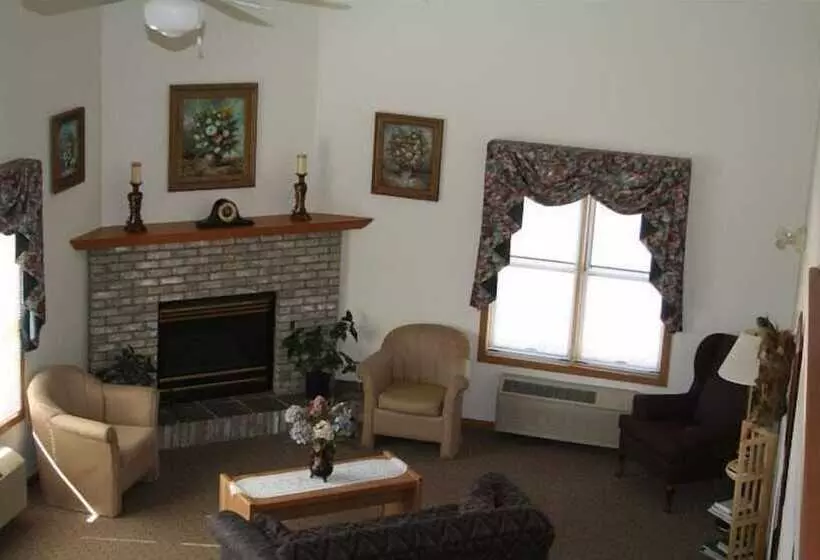 호텔 River Valley Inn & Suites