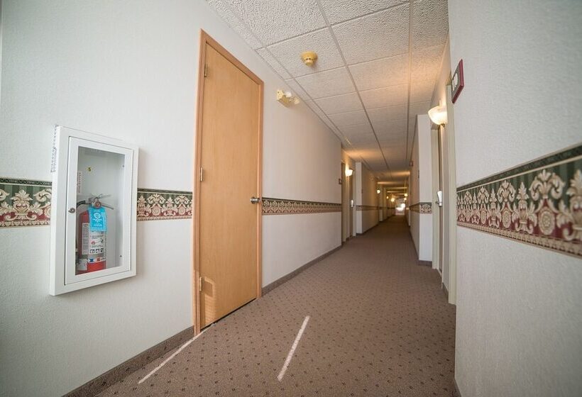 בית מלון כפרי River Valley Inn & Suites