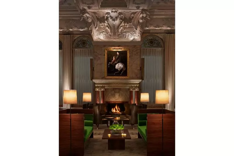 酒店 The London Edition