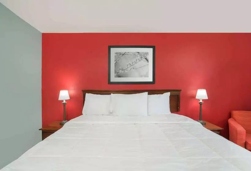 בית מלון כפרי Travelodge By Wyndham Santee