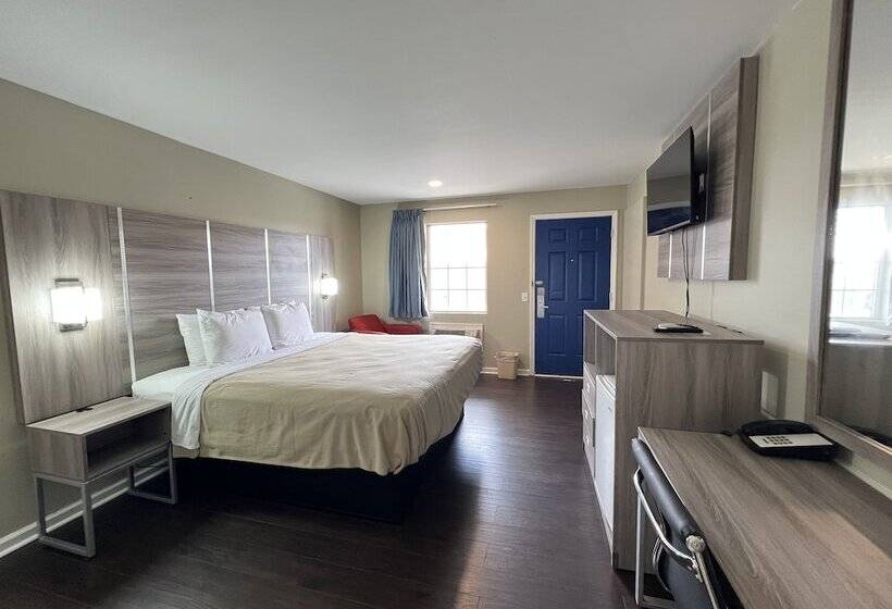 Отель Travelodge By Wyndham Santee