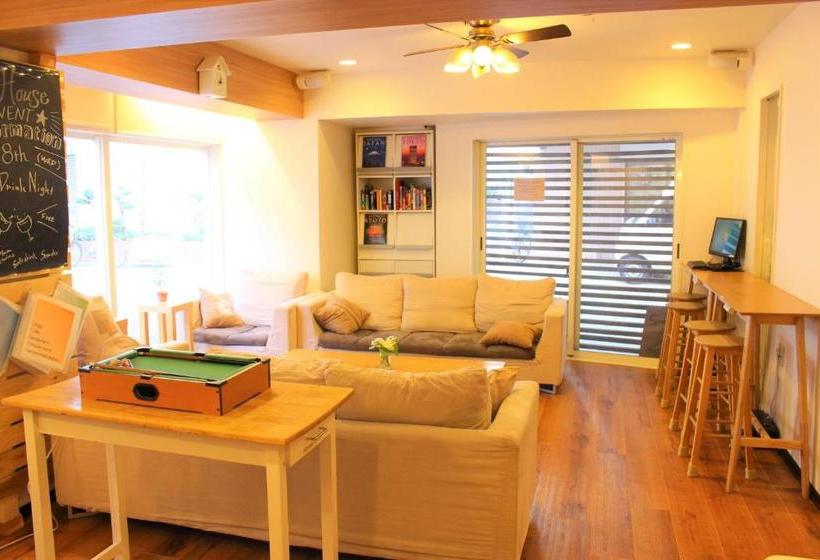 K S House Tokyo Travelers Hostel