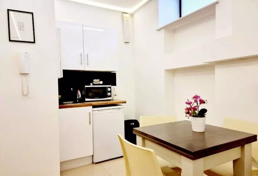 London Stay Apartments