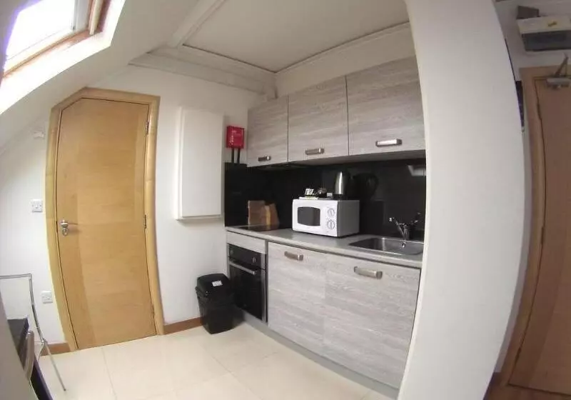 London Stay Apartments