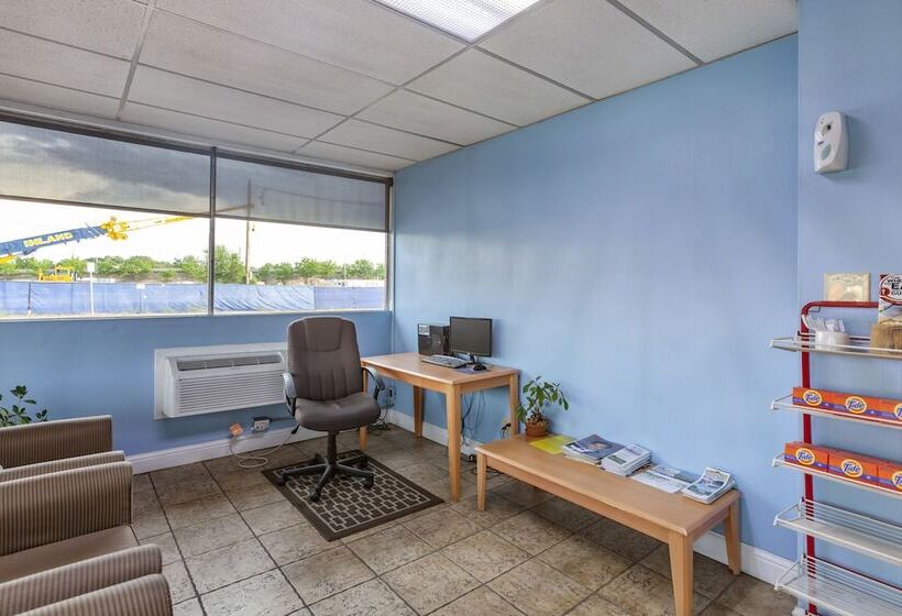 モーテル Budget Inn Boise