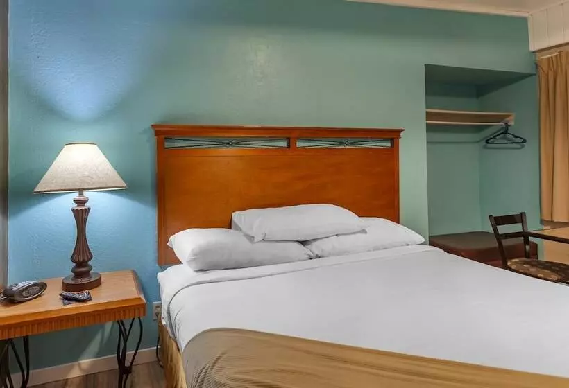 汽车旅馆 Budget Inn Boise