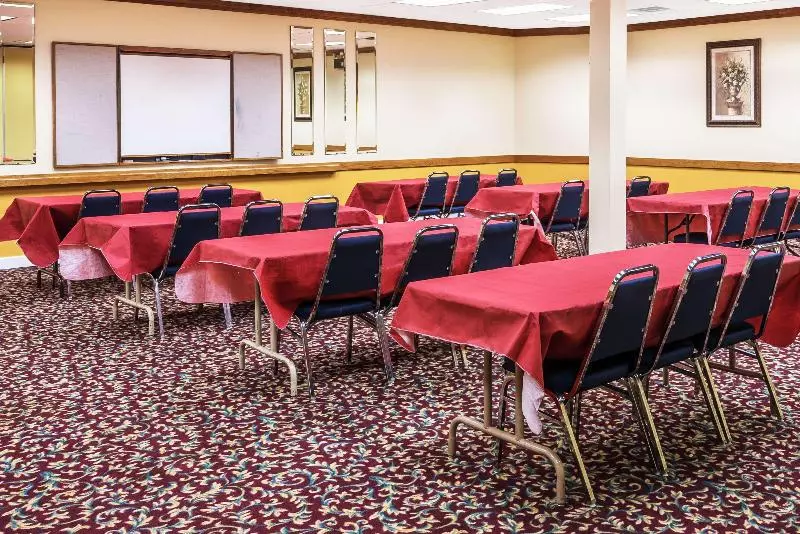 모텔 Days Inn By Wyndham South Hill