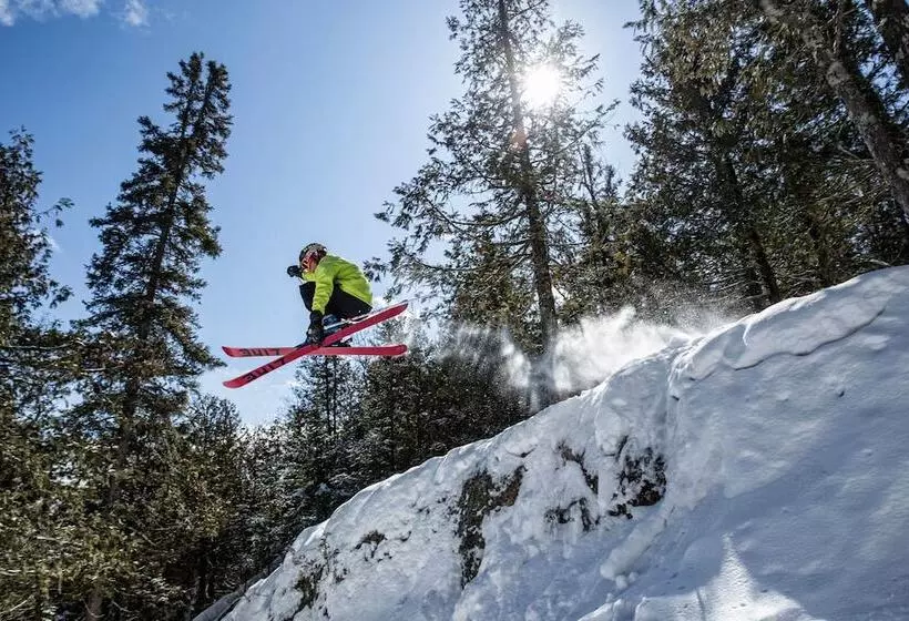 モーテル Mountain Inn At Lutsen