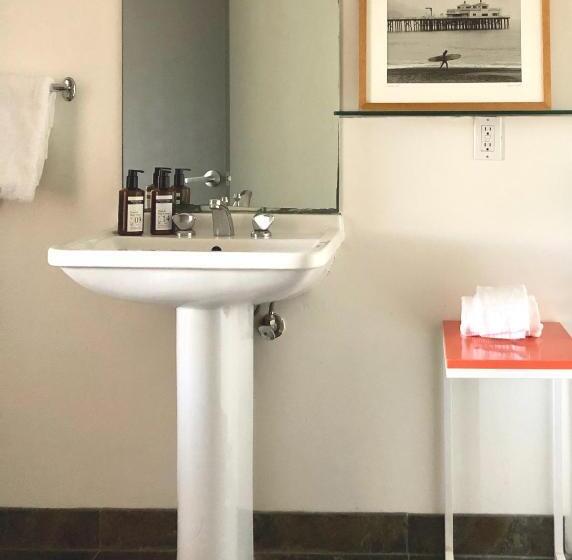 מוטל The M Malibu