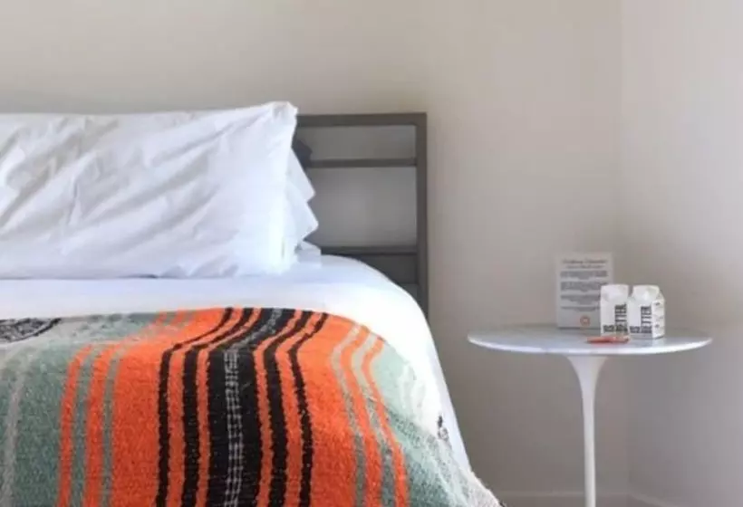 מוטל The M Malibu