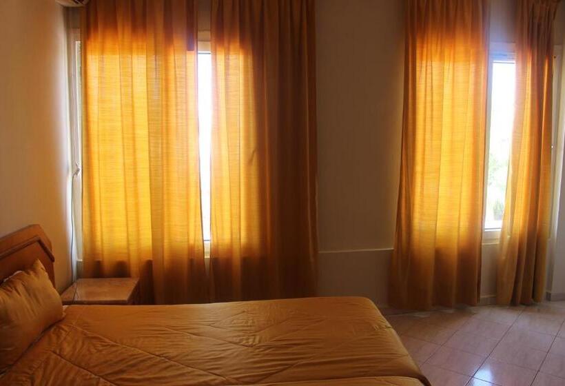 Резиденция Nomad Spirit Hotel & Surfcamp