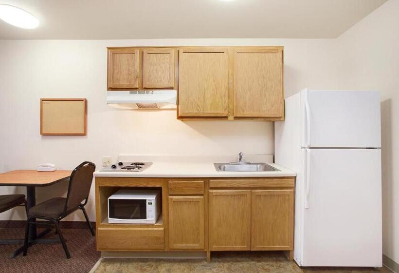 Woodspring Suites Odessa