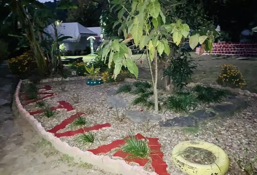 ホテル Tatva Bir Tents And