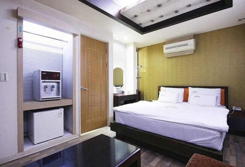 מוטל Daegu Icheondong W New York