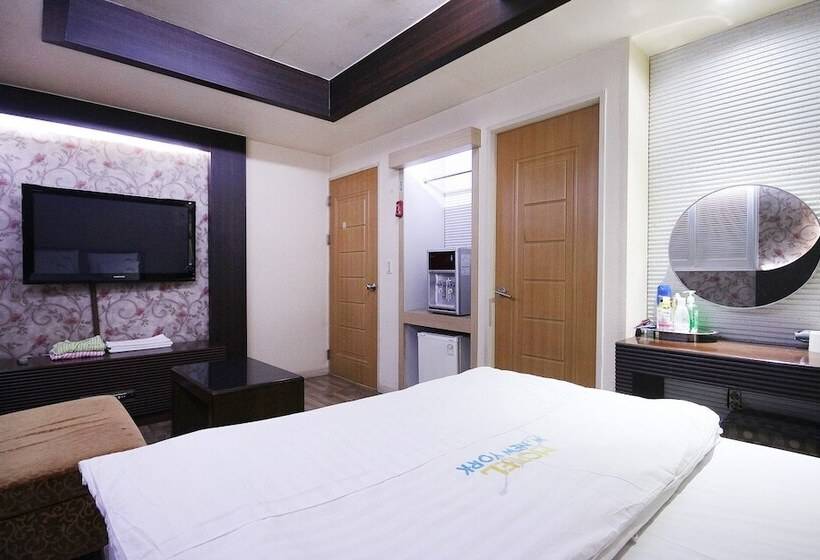 מוטל Daegu Icheondong W New York