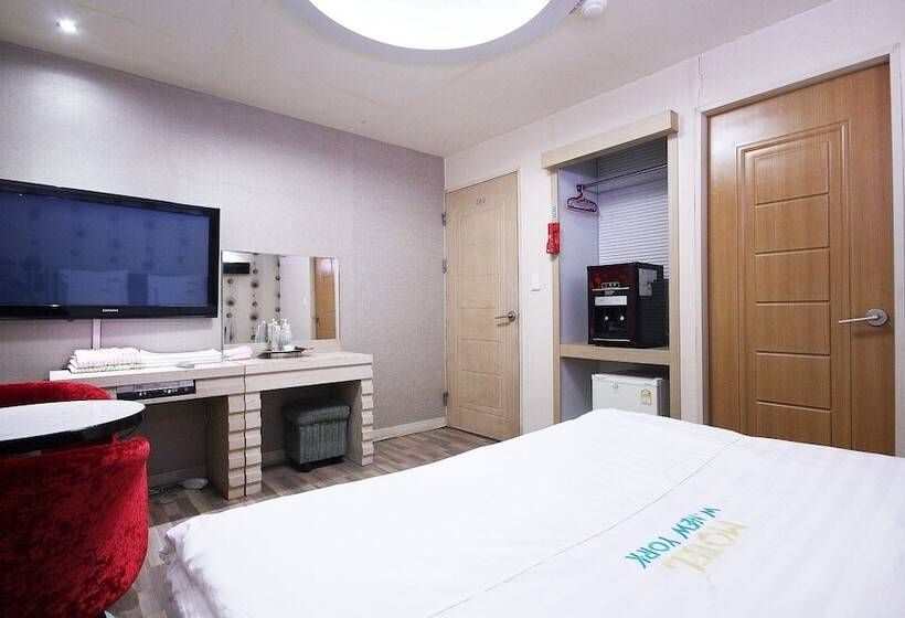 מוטל Daegu Icheondong W New York