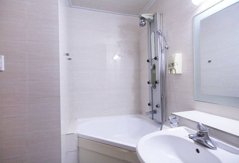 מוטל Daegu Icheondong W New York