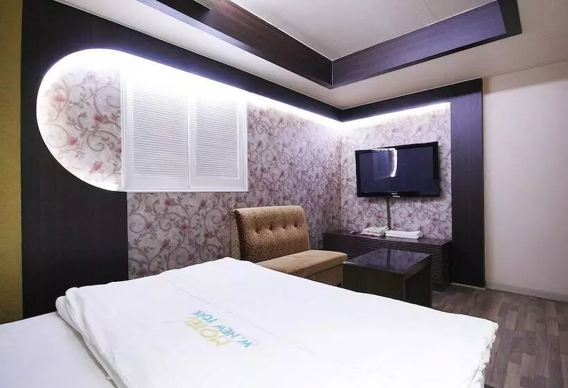 モーテル Daegu Icheondong W New York
