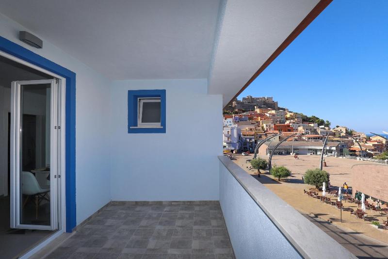 פנסיון The Square Castelsardo