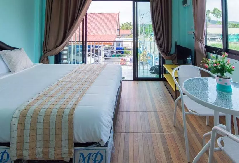Hotelli Brown Home Sattahip @ 19