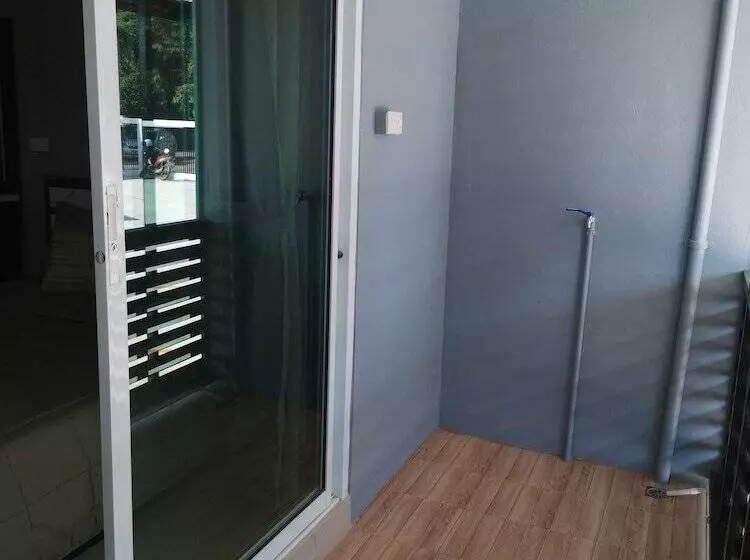 Hotelli Brown Home Sattahip @ 19