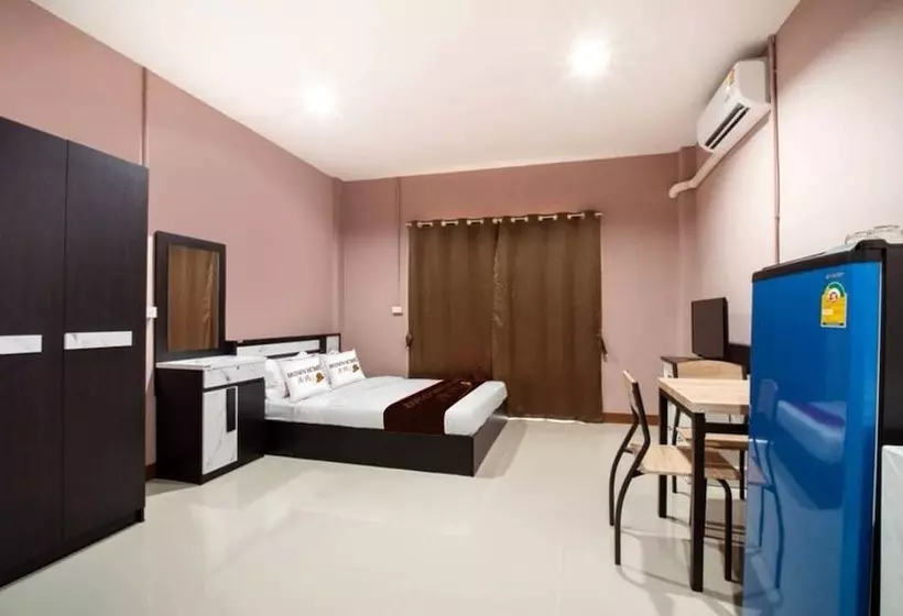 Hotelli Brown Home Sattahip @ 19