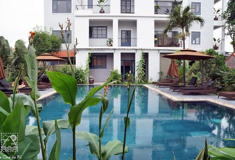 هتل Le Clos Du Fil