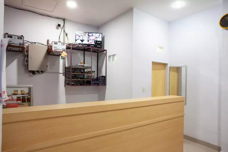 Hotelli Sopou Penginapan Rinal & Tuah By Oyo Rooms