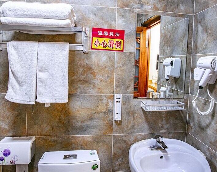 فندق فئة نجمة واحدة Pingyao Anyin Courtyard