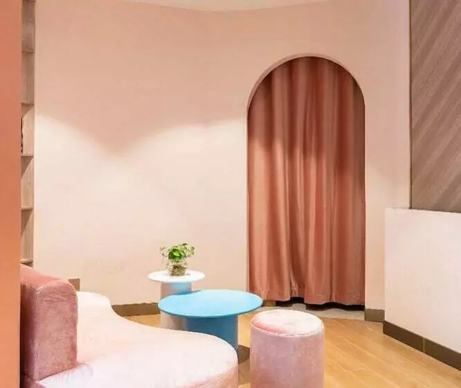 Hotelli Lia