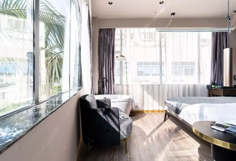 Hotelli Lia