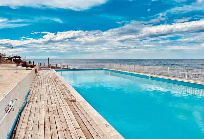 Baia Sangiorgio Hotel & Beach Club