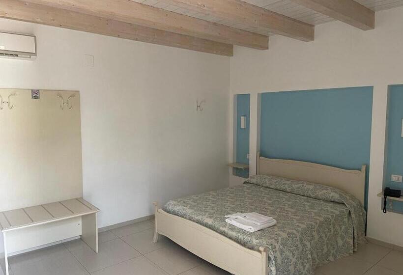 Baia Sangiorgio Hotel & Beach Club