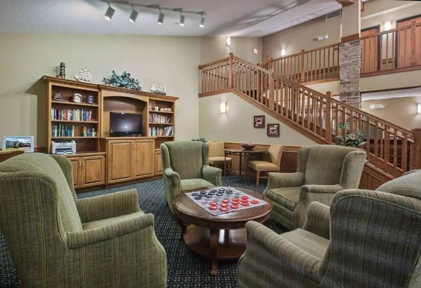 호텔 Amerivu Inn And Suites Waconia